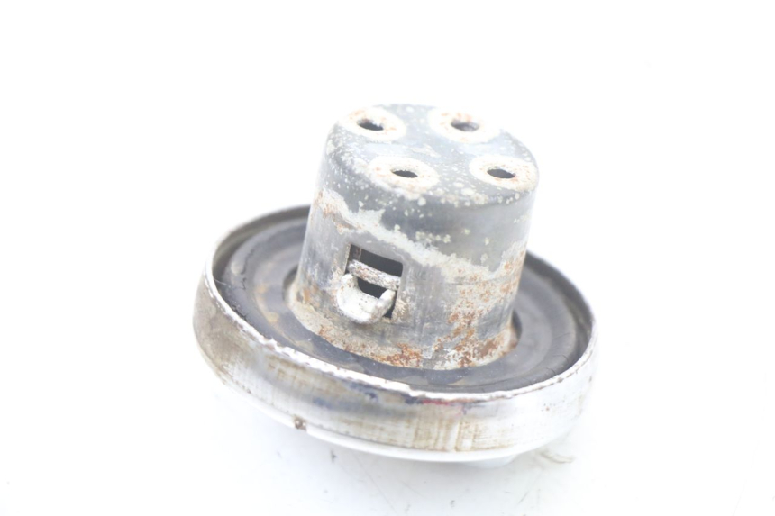 photo de TAPA DE DEPÓSITO DE COMBUSTIBLE VONROAD YIBEN 125 (2006 - 2010)