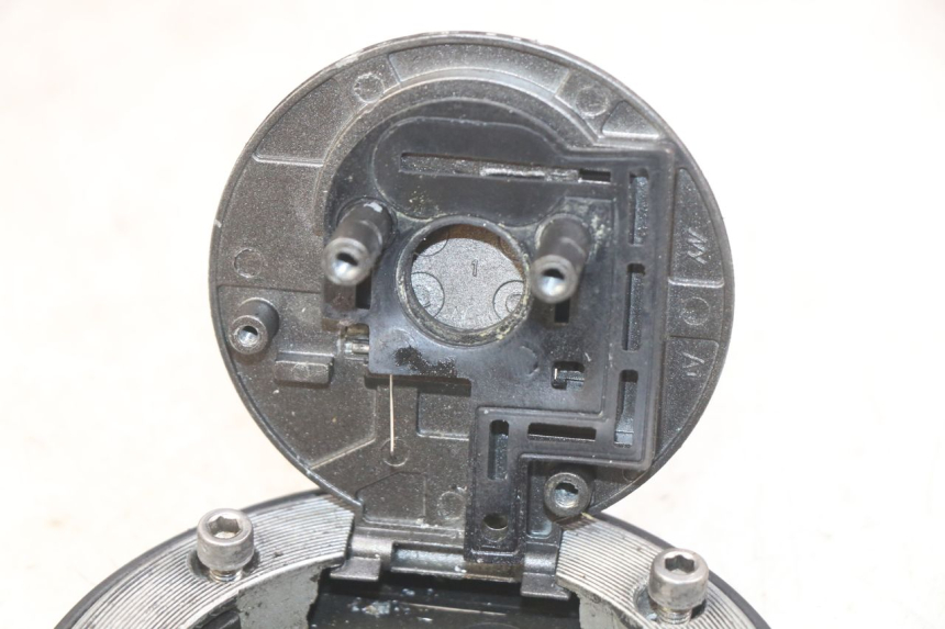 photo de TAPA DEPÓSITO DE COMBUSTIBLE SYM WOLF SB 125 (2011 - 2018)
