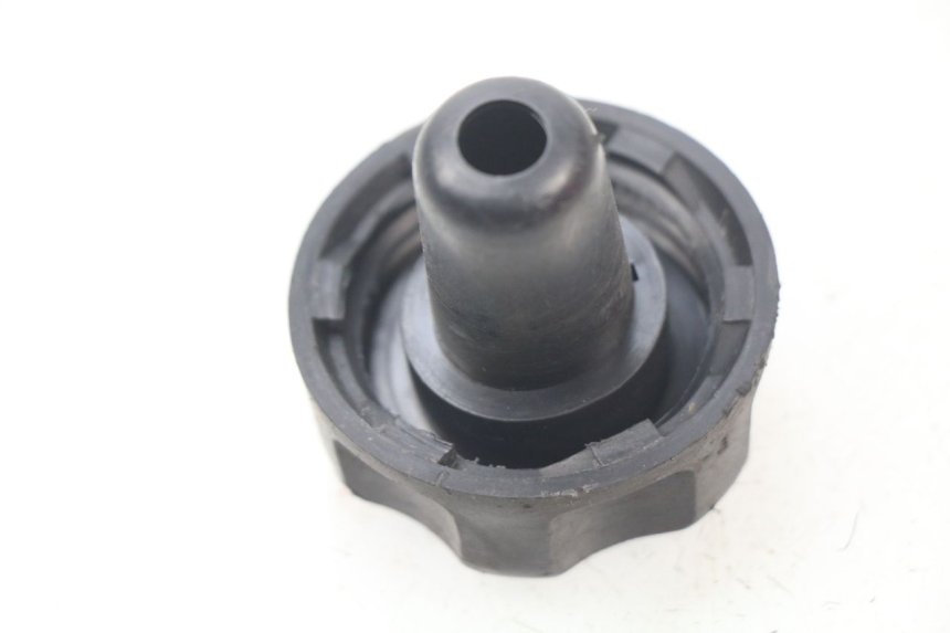 photo de TAPA DE DEPÓSITO DE COMBUSTIBLE YAMAHA SLIDER NAKED 50 (2004 - 2018)