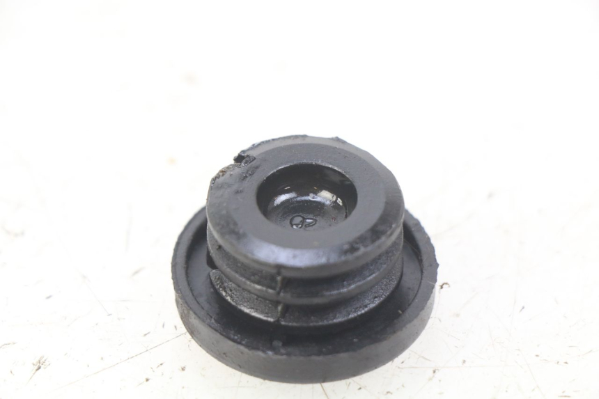 photo de TAPA DEPÓSITO DE ACEITE SUZUKI CP 80 (1985 - 1996)