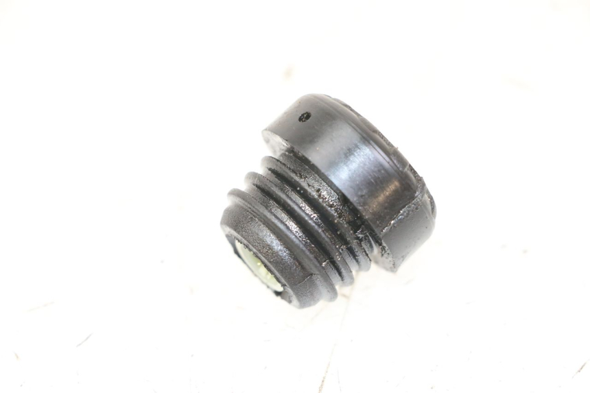 photo de TAPON DEPOSITO ACEITE DERBI SENDA R X-TREME 50 (2006 - 2010)