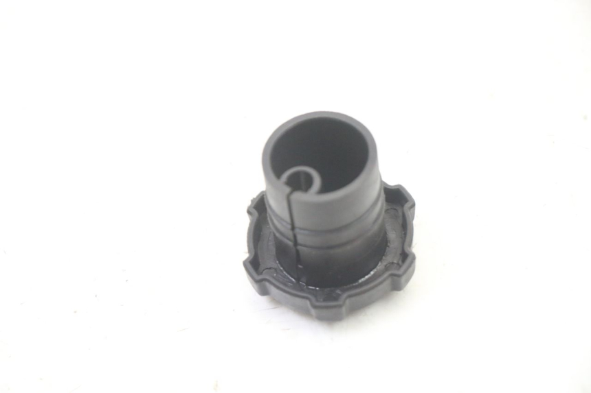 photo de TAPA DEPÓSITO DE ACEITE PIAGGIO FLY 2T 50 (2004 - 2017)