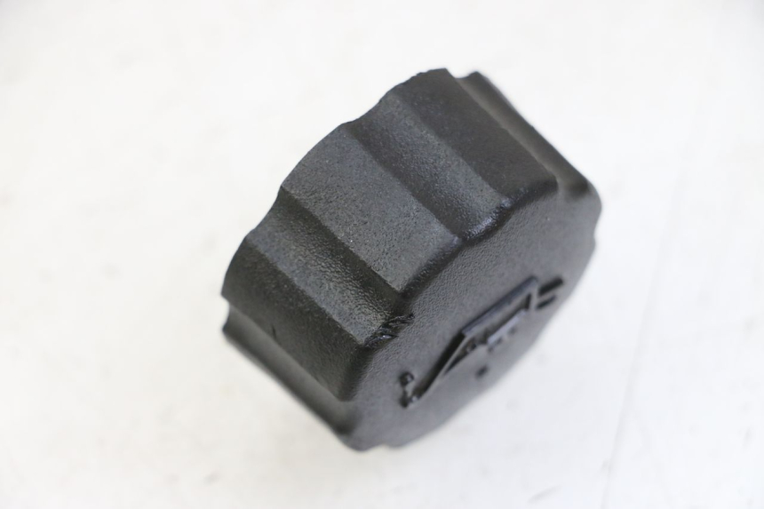 photo de TAPON DEPOSITO ACEITE PEUGEOT TREKKER TKR 50 (2005 - 2014)