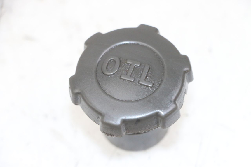 photo de TAPA DEPÓSITO DE ACEITE PIAGGIO VESPA S 2T 50 (2007 - 2014)