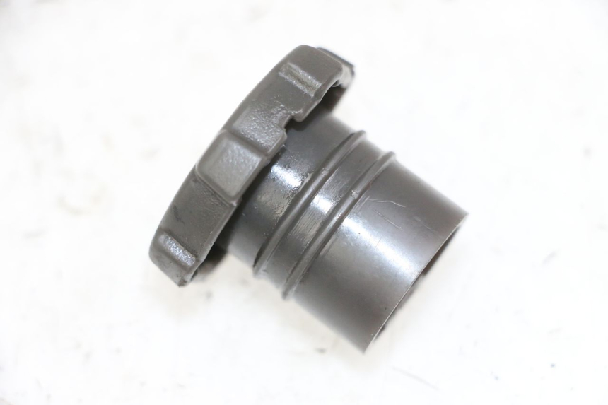 photo de TAPA DEPÓSITO DE ACEITE PIAGGIO VESPA S 2T 50 (2007 - 2014)