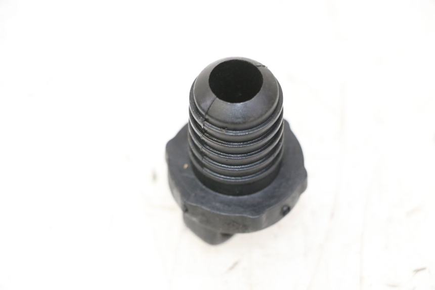 photo de TAPON DEPOSITO ACEITE PEUGEOT STREETZONE I 2T 50 (2018 - 2020)