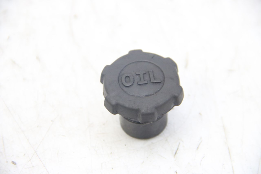 photo de TAPA DEPÓSITO DE ACEITE PIAGGIO VESPA S 2T 50 (2007 - 2014)