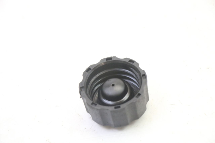 photo de TAPON DEPOSITO ACEITE PEUGEOT VIVACITY 50 (2004 - 2009)