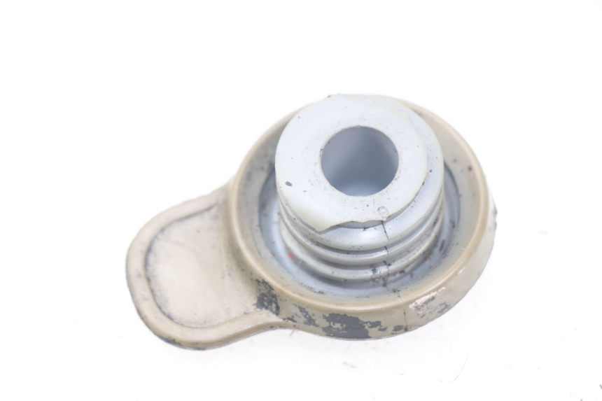 photo de TAPON DEPOSITO ACEITE YAMAHA AEROX NAKED 2T 50 (2013 - 2017)