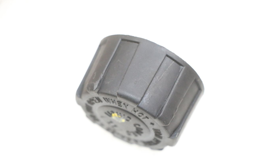 photo de BOTELLA EXPANSION TAPON PIAGGIO MP3 500 (2016 - 2018) - Zoom estado de uso