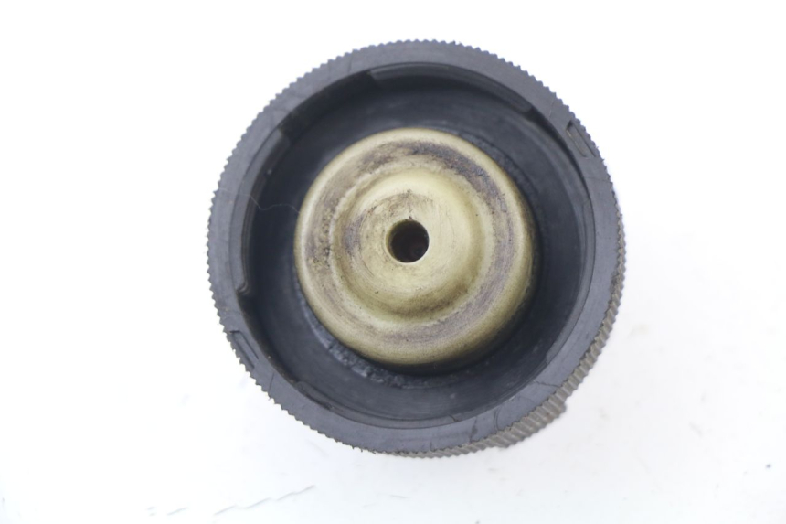 photo de BOTELLA EXPANSION TAPON APRILIA SCARABEO GT 125 (1999 - 2007)