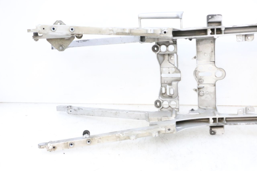 photo de BASTIDOR TRASERO YAMAHA FJR ABS 1300 (2006 - 2012) - Zoom estado de uso