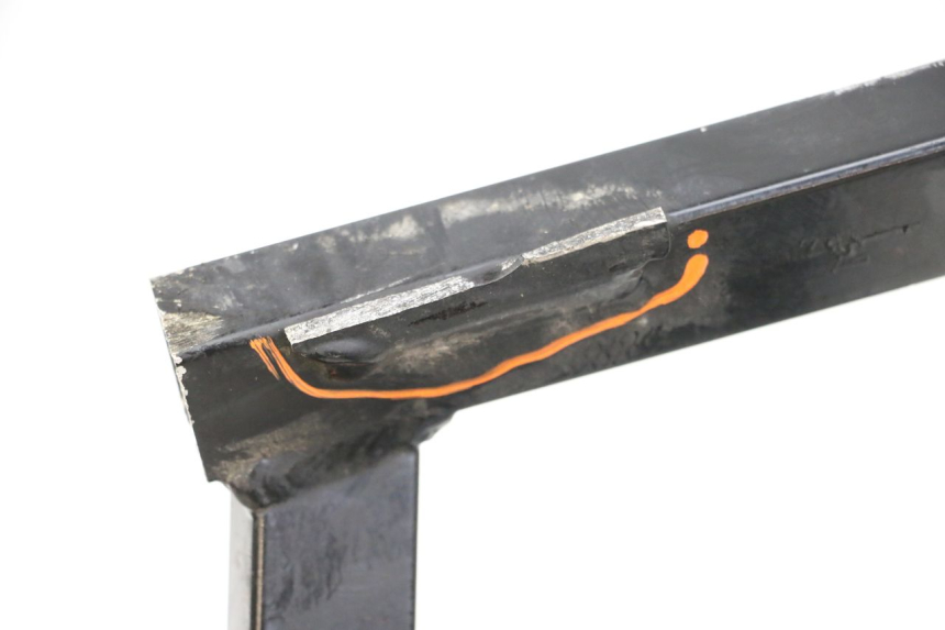 photo de SUBCHASIS TRASERO KAWASAKI GPZ RX 1000 (1986 - 1988) - Otra perspectiva