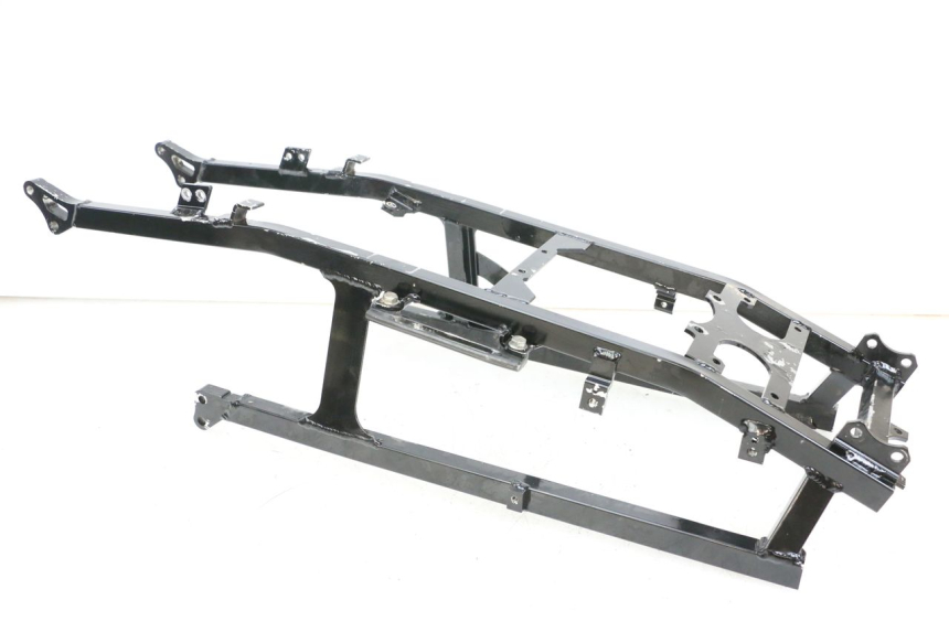 photo de SUBCHASIS TRASERO KAWASAKI GPZ RX 1000 (1986 - 1988) - Detalles de los puntos de fijación