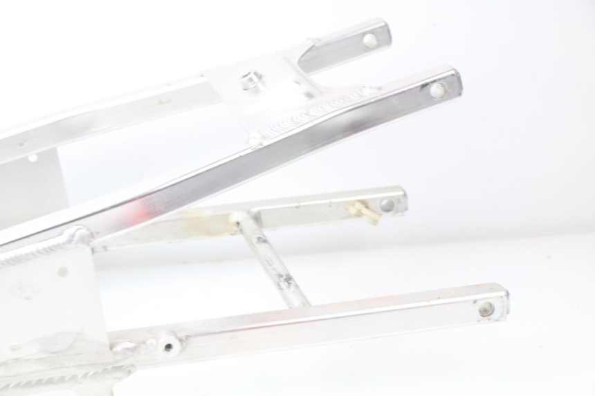 photo de SUBCHASIS TRASERO HONDA CBR 919 RR FIREBLADE 900 (1998 - 1999)