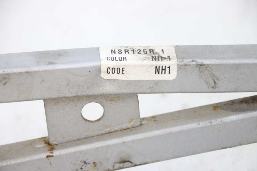 photo de SUBCHASIS TRASERO HONDA NSR R 125 (1994 - 2003) - Primer plano técnico