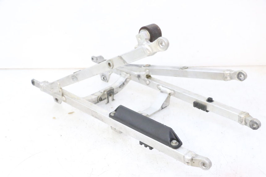 photo de SUBCHASIS TRASERO YAMAHA YZF YZ-F 450 (2014 - 2016)