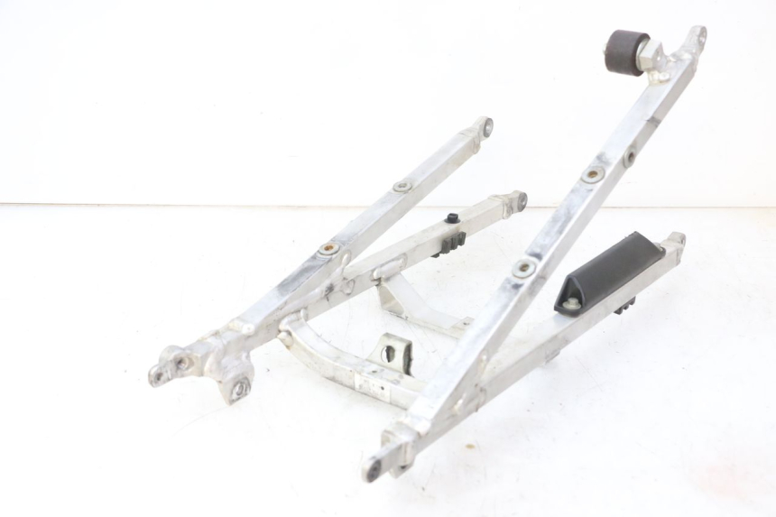 photo de SUBCHASIS TRASERO YAMAHA YZF YZ-F 450 (2014 - 2016)