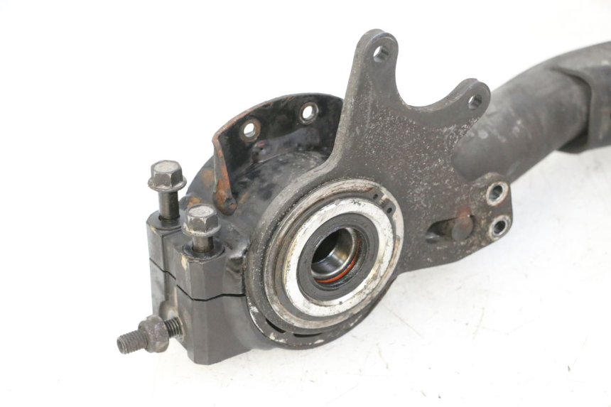 photo de BASCULANTE QUADRO 4 4D 350 (2015 - 2018)