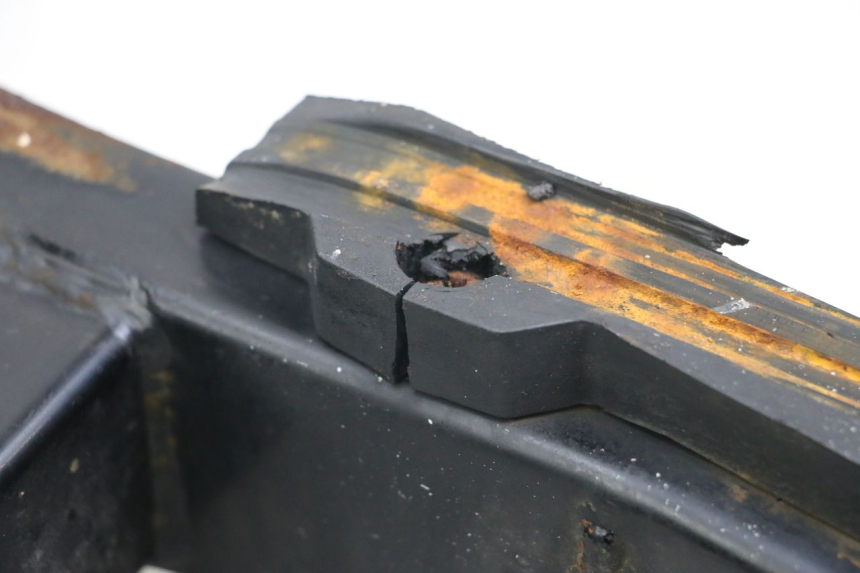 photo de Brazo oscilante HYOSUNG GV AQUILA 125 (2000 - 2004) - Características distintivas