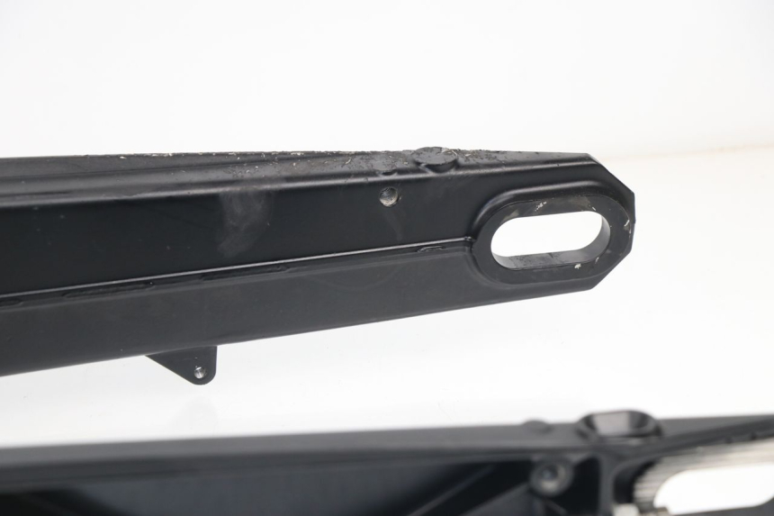 photo de BASCULANTE HUSQVARNA SVARTPILEN 701 690 (2019 - 2020)