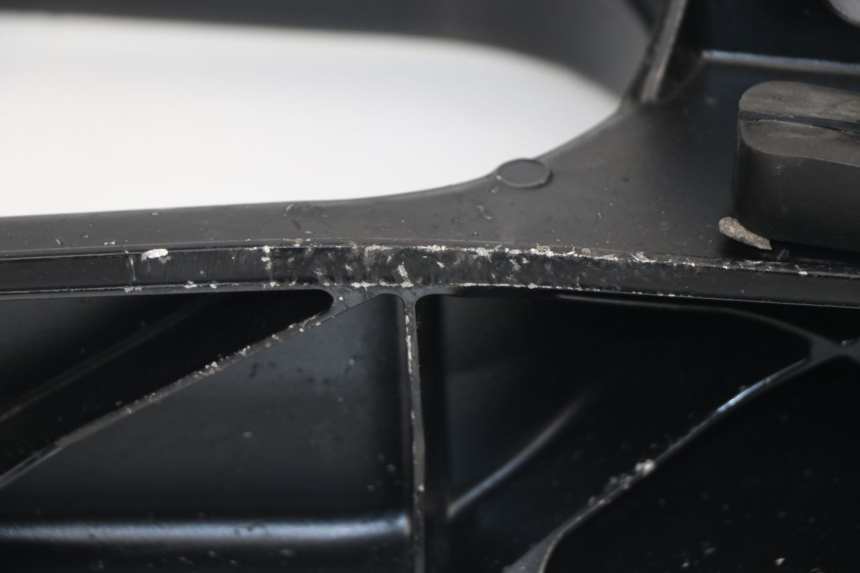 photo de BASCULANTE HUSQVARNA SVARTPILEN 701 690 (2019 - 2020)
