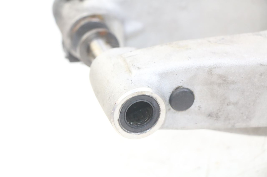 photo de BASCULANTE YAMAHA YZ 85 (2019 - 2021) - Detalle de la pieza