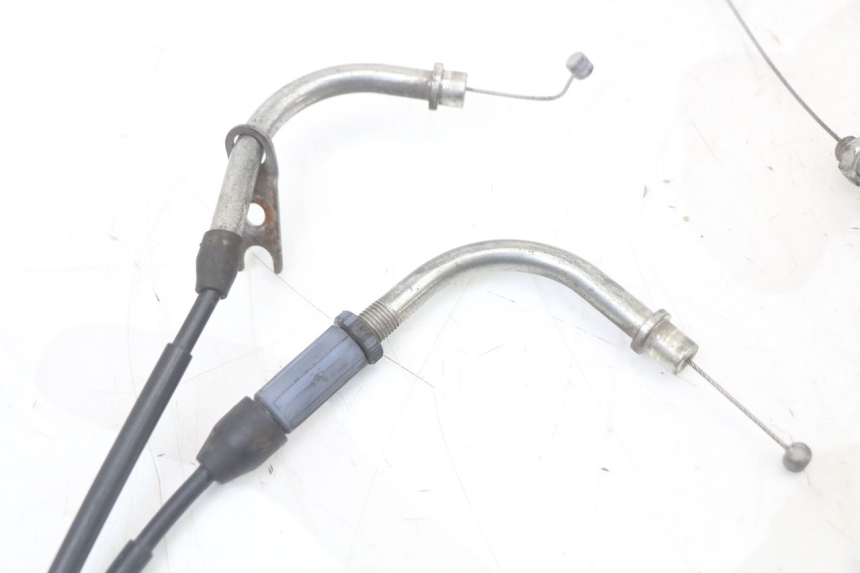 photo de CABLE ACELERADOR SUZUKI GSR 750 (2011 - 2017)