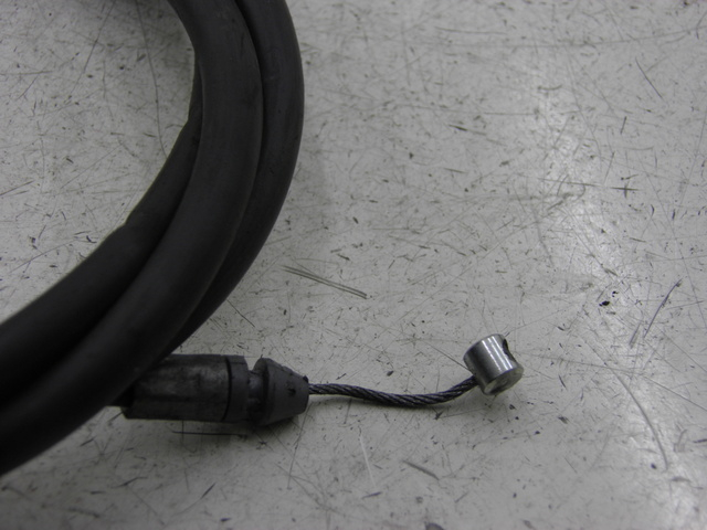 photo de CABLE CIERRE ASIENTO HONDA FES S-WING SWING 125 (2007 - 2015)