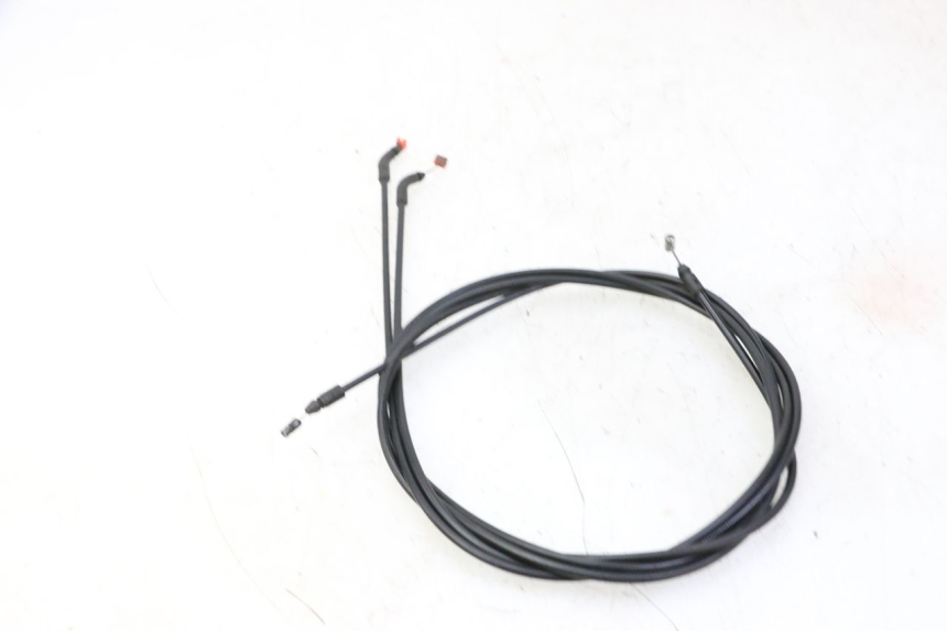 photo de CABLE CIERRE ASIENTO PIAGGIO MP3 500 (2011 - 2015)