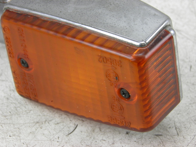photo de TRASERO IZQUIERDO LENTE INTERMITENTE YAMAHA XJ F 900 (1983 - 1994)