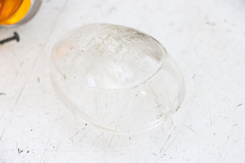 photo de DELANTERO IZQUIERDO LENTE INTERMITENTE YAMAHA BW'S EASY 50 (2013 - 2016) - Detalles de los puntos de fijación