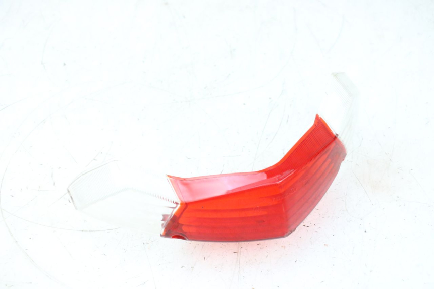 photo de CUBIERTA DE LUZ TRASERA PEUGEOT KISBEE 2T 50 (2010 - 2017) - Zoom estado de uso