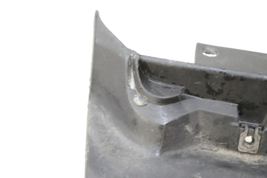 photo de TAPA DE LA BATERíA MBK BOOSTER SPIRIT 50 (2004 - 2017) - Zoom estado de uso