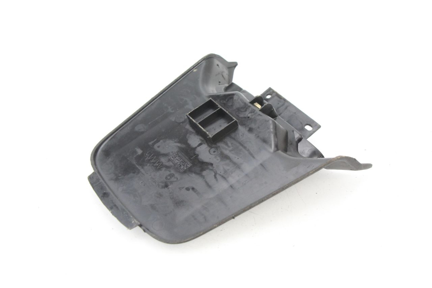 photo de TAPA DE BATERÍA MBK BOOSTER SPIRIT NAKED 50 (2004 - 2017)