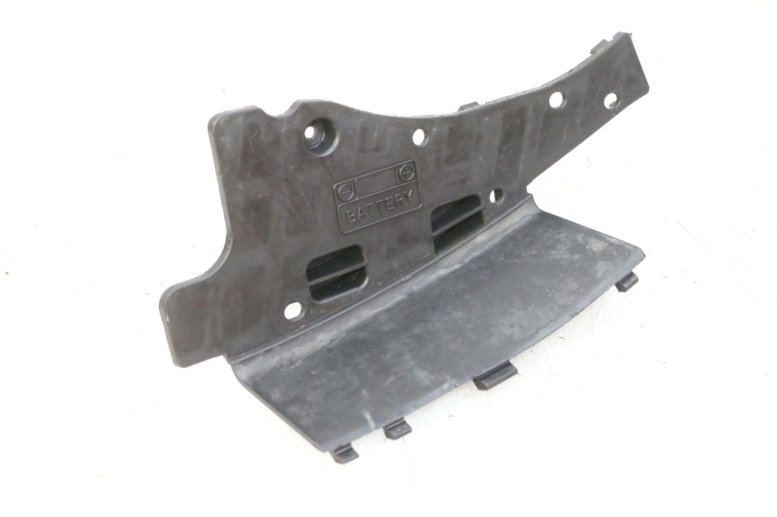 photo de TAPA DE BATERÍA SUZUKI BURGMAN 125 (2007 - 2014)