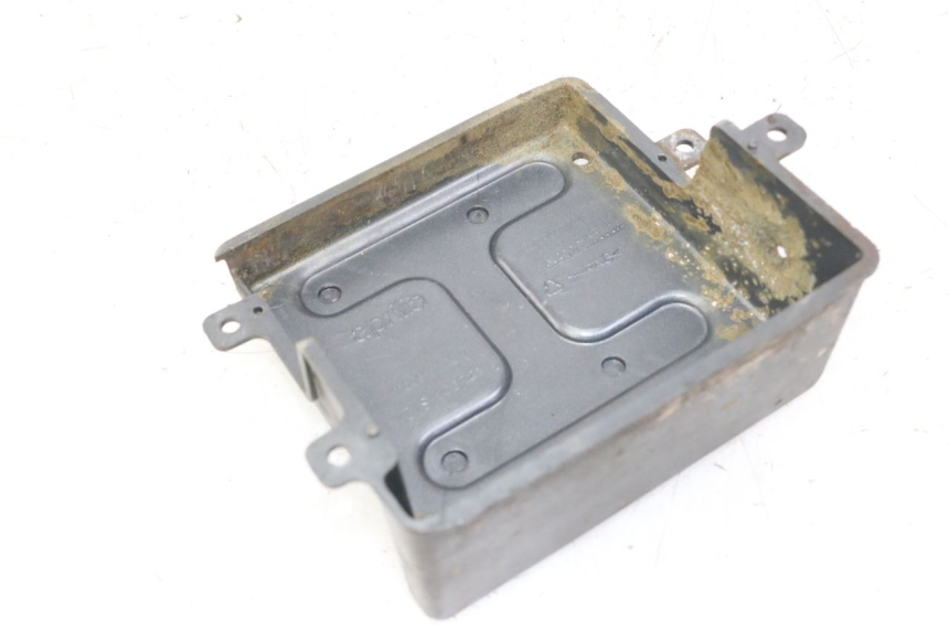 photo de TAPA BATERIA APRILIA CLASSIC 125 (1995 - 2001)