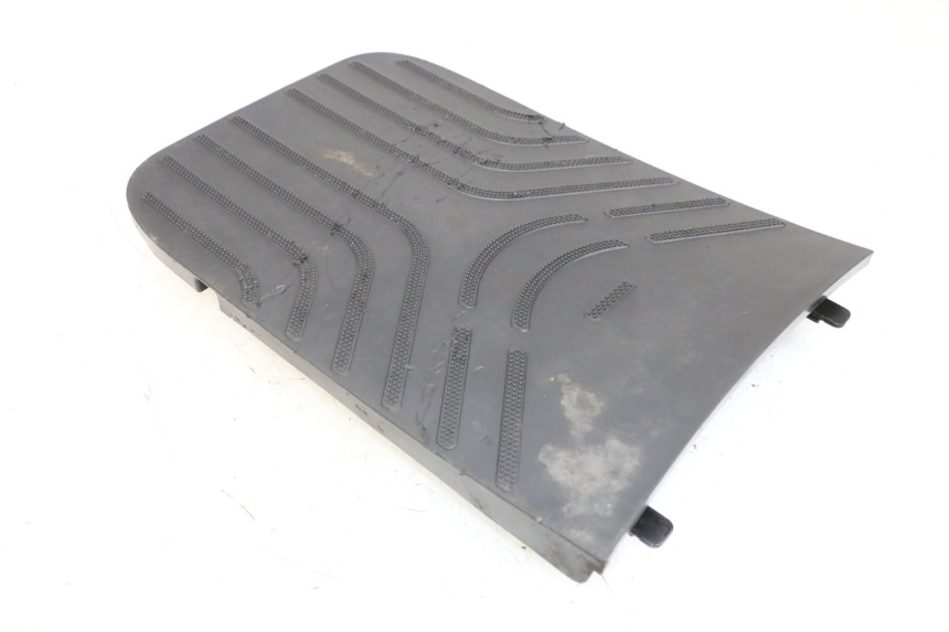 photo de TAPA BATERIA SEGWAY NINEBOT E125S 1 (2022 - 2026) - Primer plano técnico