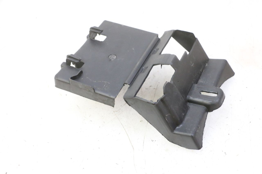 photo de TAPA BATERIA STAHO FH 50 (2018 - 2019)