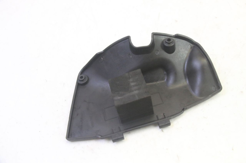 photo de TAPA DE BATERÍA PIAGGIO FLY 4T 50 (2013 - 2017) - Zoom estado de uso