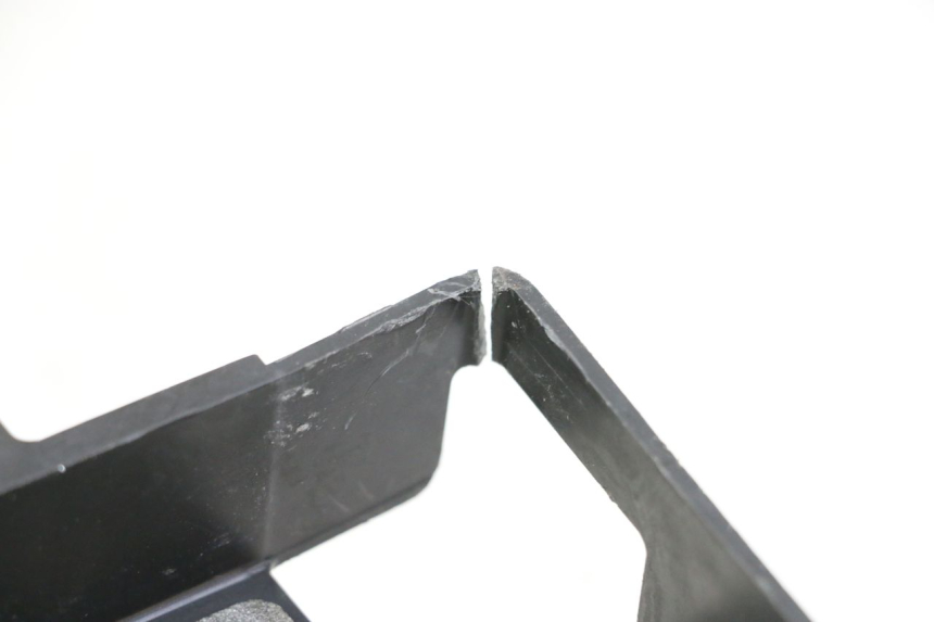 photo de TAPA BATERIA YAMAHA FZ6 FAZER S2 600 (2007 - 2011)