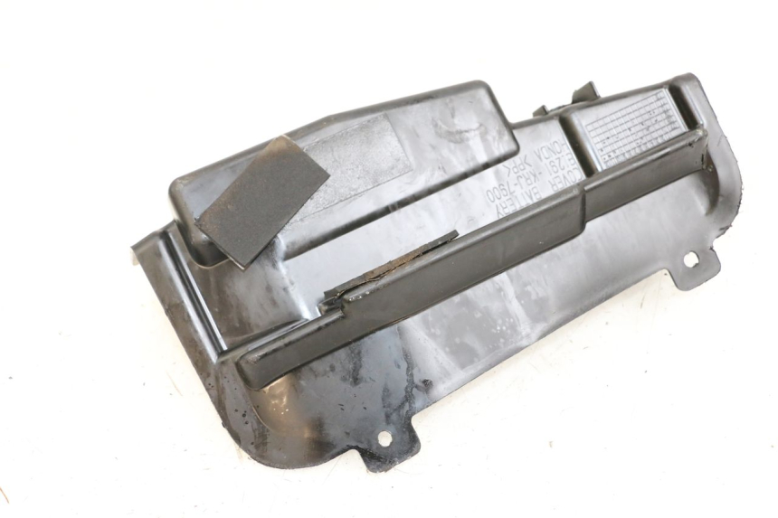 photo de TAPA DE BATERÍA HONDA FES S-WING SWING ABS 125 (2007 - 2015)