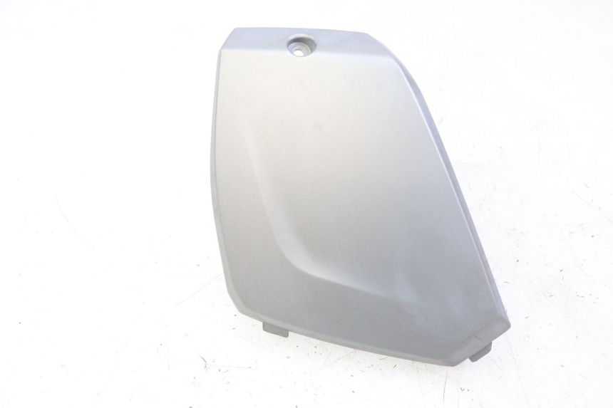 photo de TAPA BATERIA SYM JOYMAX 125 (2010 - 2017)