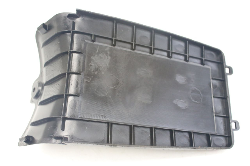 photo de TAPA DE BATERÍA PEUGEOT KISBEE 4T 50 (2010 - 2017)