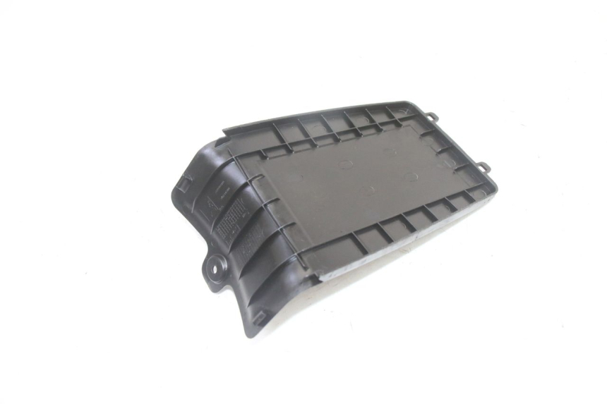 photo de CUBIERTA DE BATERíA PEUGEOT KISBEE 4T 50 (2018 - 2022)