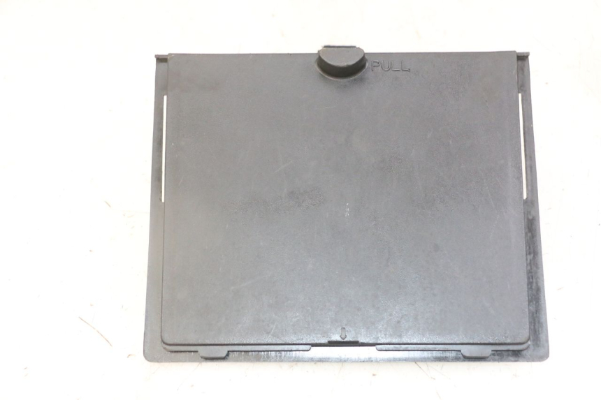 photo de TAPA BATERIA KYMCO LIKE 4T 50 (2019 - 2025)