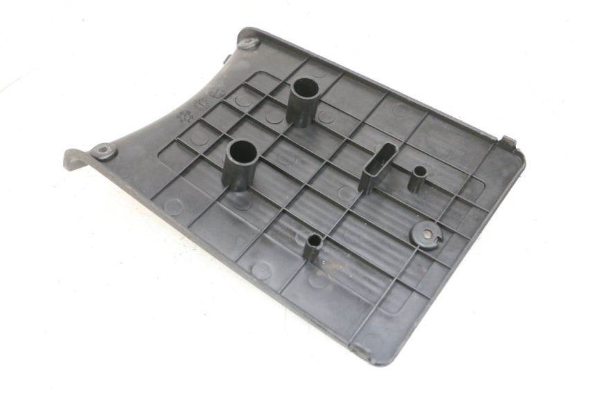 photo de TAPA DE BATERÍA KYMCO LIKE 125 (2009 - 2016) - Otra perspectiva