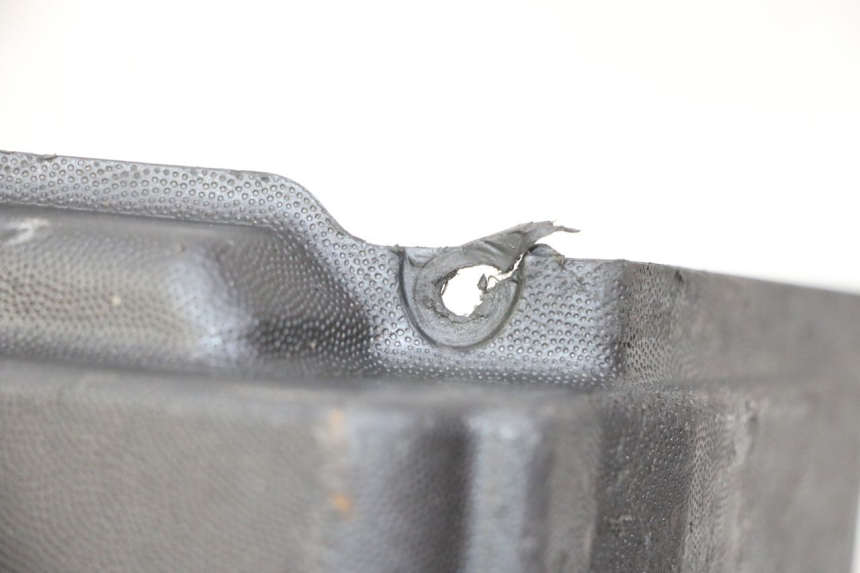 photo de TAPA DE BATERÍA PIAGGIO NEW TYPHOON 50 (2010 - 2017)