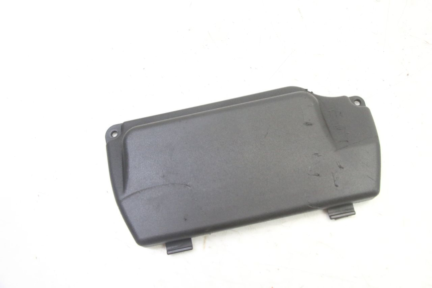 photo de TAPA BATERIA PIAGGIO NRG POWER PUREJET 50 (2018 - 2021)