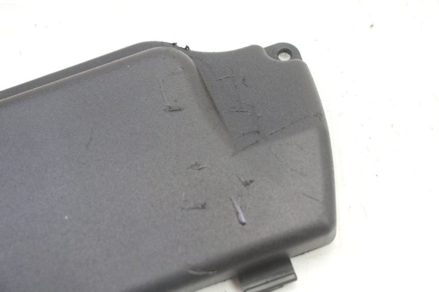 photo de TAPA BATERIA PIAGGIO NRG POWER PUREJET 50 (2018 - 2021)